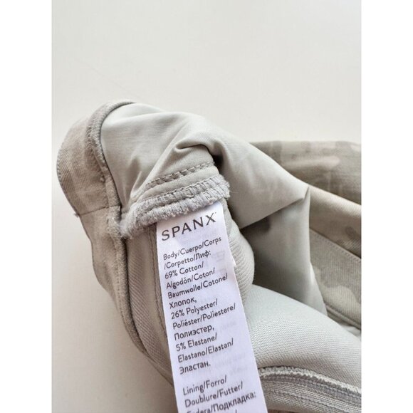 SPANX Jeanish Stone Wash Camo Cropped Skinny Legging Jeans, Size S - Picture 11 of 13